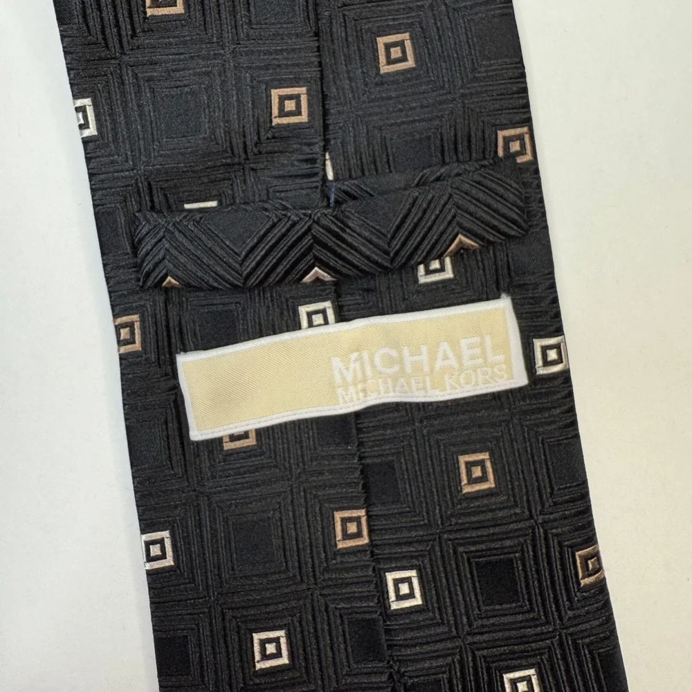 Michael Kors Necktie 100% Silk‎ Black Geometric